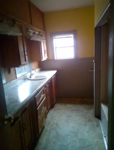 206 E 4th St, Olustee, OK 73560 photo 3