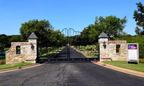 3550 Eagles Lndg, Edmond, OK 73049