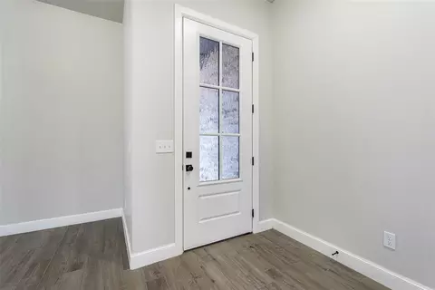 Entry Way - 1216 Colonial Ave, Tuttle, OK 73089 photo 2 of 2