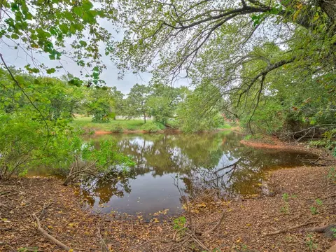 View/Area - 106 Oakleaf St, Mcloud, OK 74851 photo 3 of 11