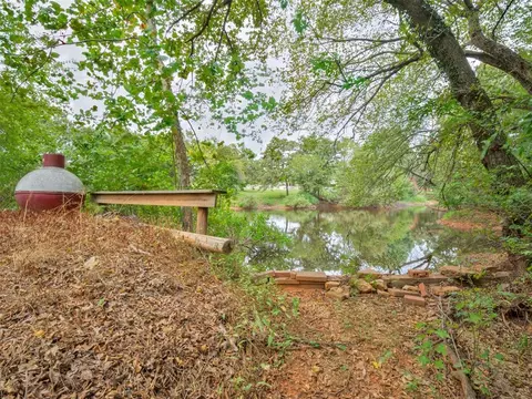 View/Area - 106 Oakleaf St, Mcloud, OK 74851 photo 2 of 11