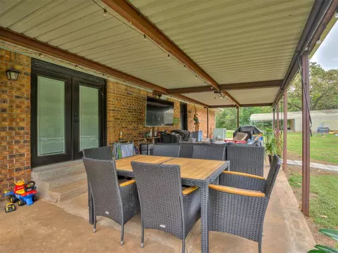 Exterior - 106 Oakleaf St, Mcloud, OK 74851 photo 5 of 14