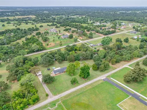 View/Area - 106 Oakleaf St, Mcloud, OK 74851 photo 8 of 11