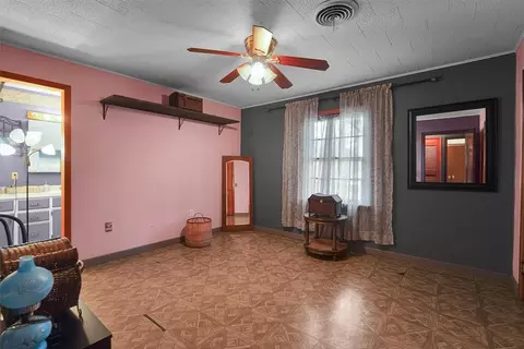 Bedroom - 120 S Highland Dr, Erick, OK 73645 photo 1 of 7