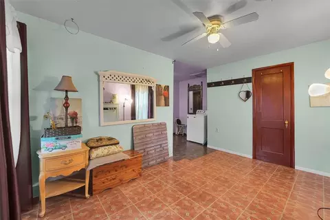 Entry Way - 120 S Highland Dr, Erick, OK 73645 photo 2 of 2