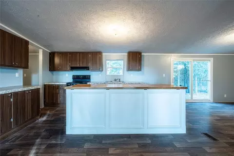 10693 Chandler Way, Mcloud, OK 74851 photo 4