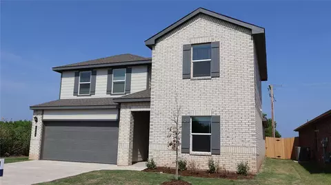 2906 Casey Drive Dr, Yukon, OK 73099
