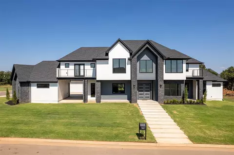 7917 Amber Ridge Dr, Edmond, OK 73034