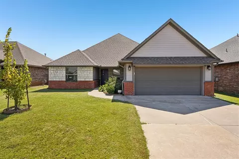 8324 NW 138th Cir, Oklahoma City, OK 73142