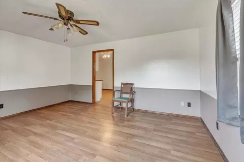 Living - 811 Etowah Rd, Noble, OK 73068 photo 2 of 2