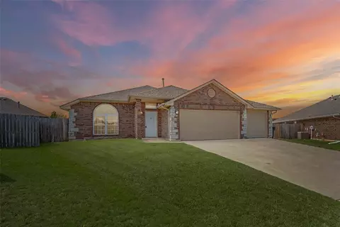 4412 Spotted Owl Cir, Norman, OK 73072
