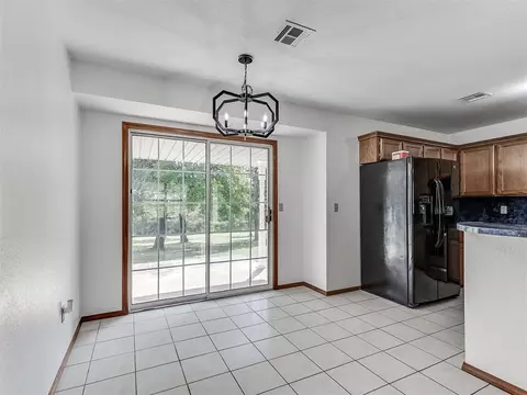 Dining - 4601 Skyhawk Dr, Noble, OK 73068 photo 2 of 3