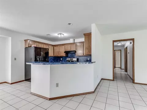 Kitchen - 4601 Skyhawk Dr, Noble, OK 73068 photo 2 of 5