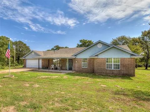 Exterior - 4601 Skyhawk Dr, Noble, OK 73068 photo 3 of 16