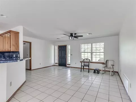 Living - 4601 Skyhawk Dr, Noble, OK 73068 photo 1 of 5