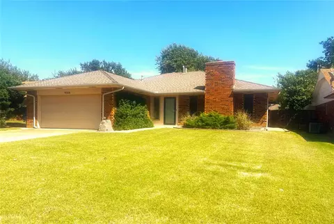 9508 Nichols Rd, Oklahoma City, OK 73120
