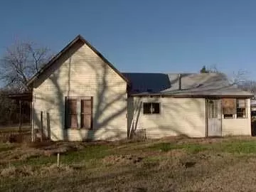 130 N 8th, Mcloud, OK 74851 photo 2