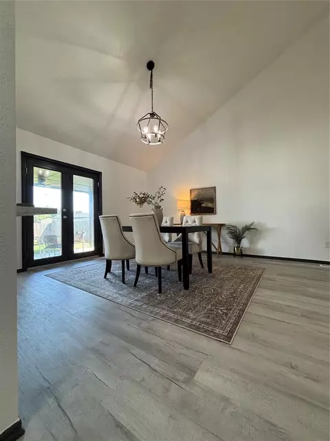 Dining - 1108 Old Mill Rd, Moore, OK 73160 photo 3 of 3