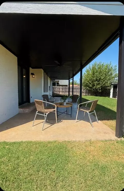 Exterior - 1108 Old Mill Rd, Moore, OK 73160 photo 4 of 5