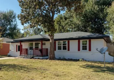 809 General Senter Dr, Oklahoma City, OK 73110