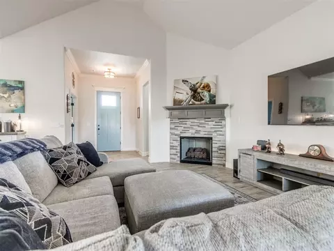 4053 Hart St, Tuttle, OK 73089 photo 9
