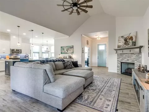 4053 Hart St, Tuttle, OK 73089 photo 10