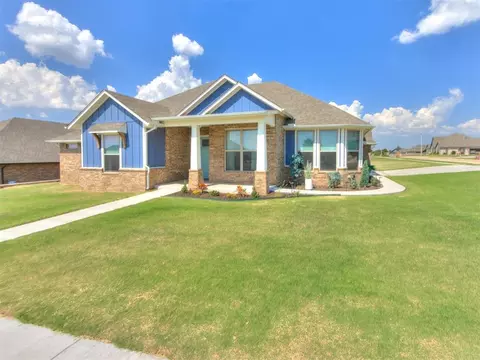 4053 Hart St, Tuttle, OK 73089 photo 2