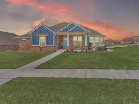 4053 Hart St, Tuttle, OK 73089 photo 3