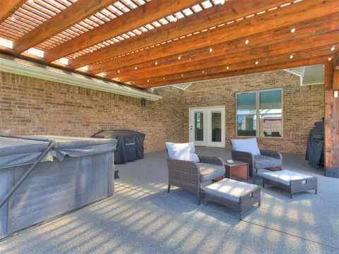 4053 Hart St, Tuttle, OK 73089 photo 6