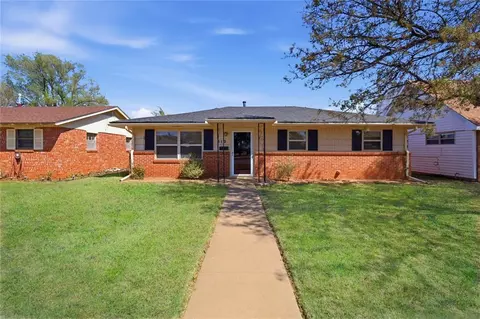 310 N Park Rd, Hobart, OK 73651