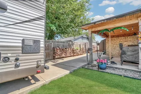 605 Comanche Trl, Altus, OK 73521 photo 37