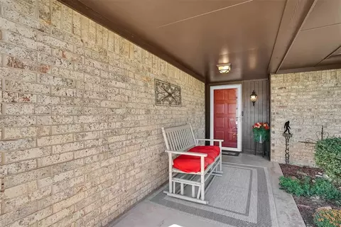 605 Comanche Trl, Altus, OK 73521 photo 5