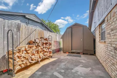 605 Comanche Trl, Altus, OK 73521 photo 36