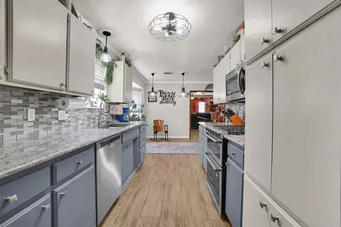 605 Comanche Trl, Altus, OK 73521 photo 16