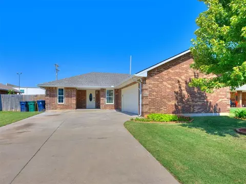 613 NE 85th St, Oklahoma City, OK 73114