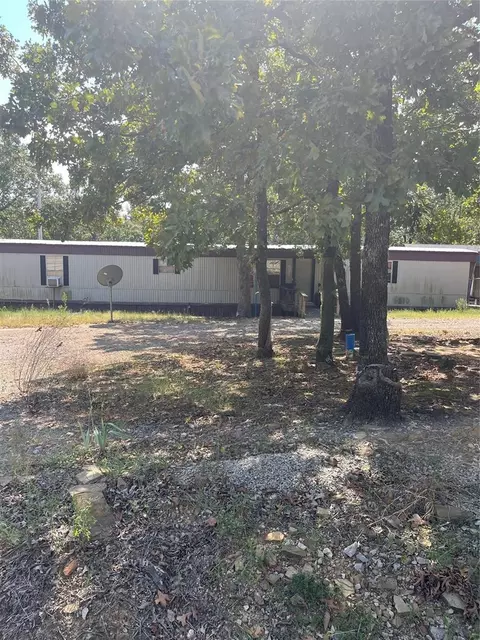 1328 Gaines Creek Rd, Canadian, OK 74425