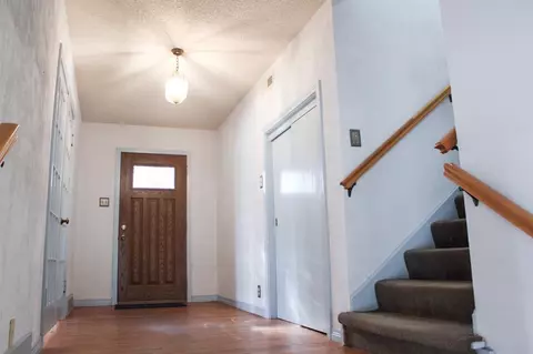 212 N Pine St, Guthrie, OK 73044 photo 7