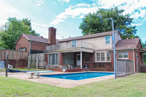 212 N Pine St, Guthrie, OK 73044 photo 33