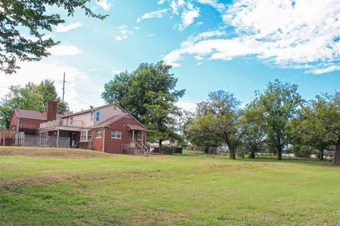 212 N Pine St, Guthrie, OK 73044 photo 35