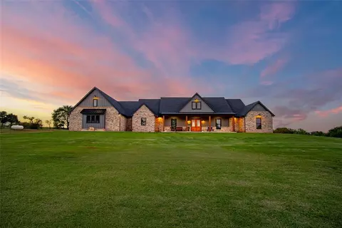 13897 Turbo Ln, Blanchard, OK 73010