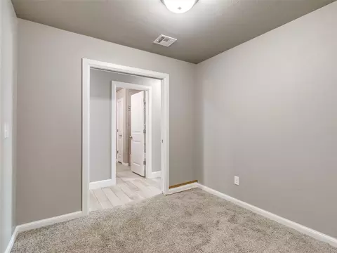 Bedroom - 2017 Edgewater Dr, Moore, OK 73160 photo 3 of 6