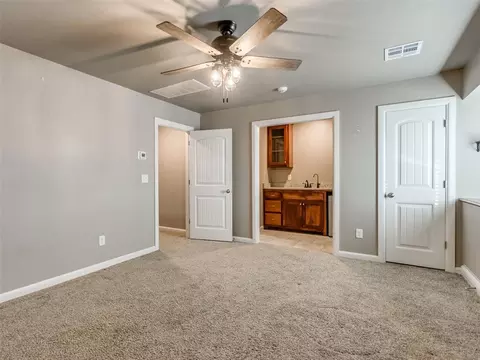 Bedroom - 2017 Edgewater Dr, Moore, OK 73160 photo 6 of 6