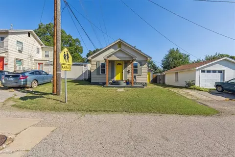 318 W Dill St, Shawnee, OK 74801
