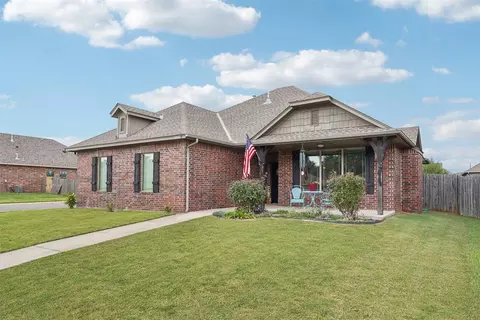 20619 Autumn Trl, Harrah, OK 73045