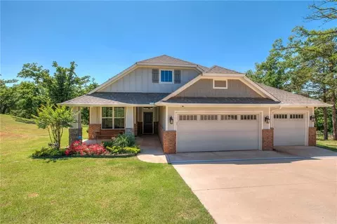 9005 Overlook Dr, Guthrie, OK 73044