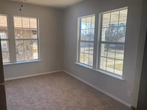 Bedroom - 1328 E 10th St, Shawnee, OK 74801 photo 1 of 3