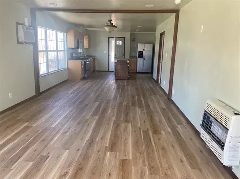 1328 E 10th St, Shawnee, OK 74801