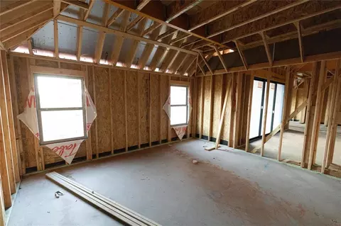 Bedroom - 2905 Crossover Ct, Moore, OK 73160 photo 1 of 4