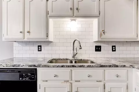 Kitchen - 1405 SW 24th St, Moore, OK 73170 photo 5 of 5