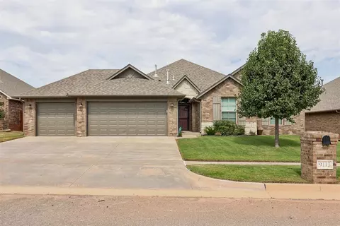 9113 NW 89th St, Yukon, OK 73099